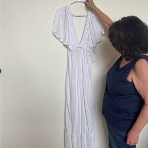 Elegant White Maxi Dress